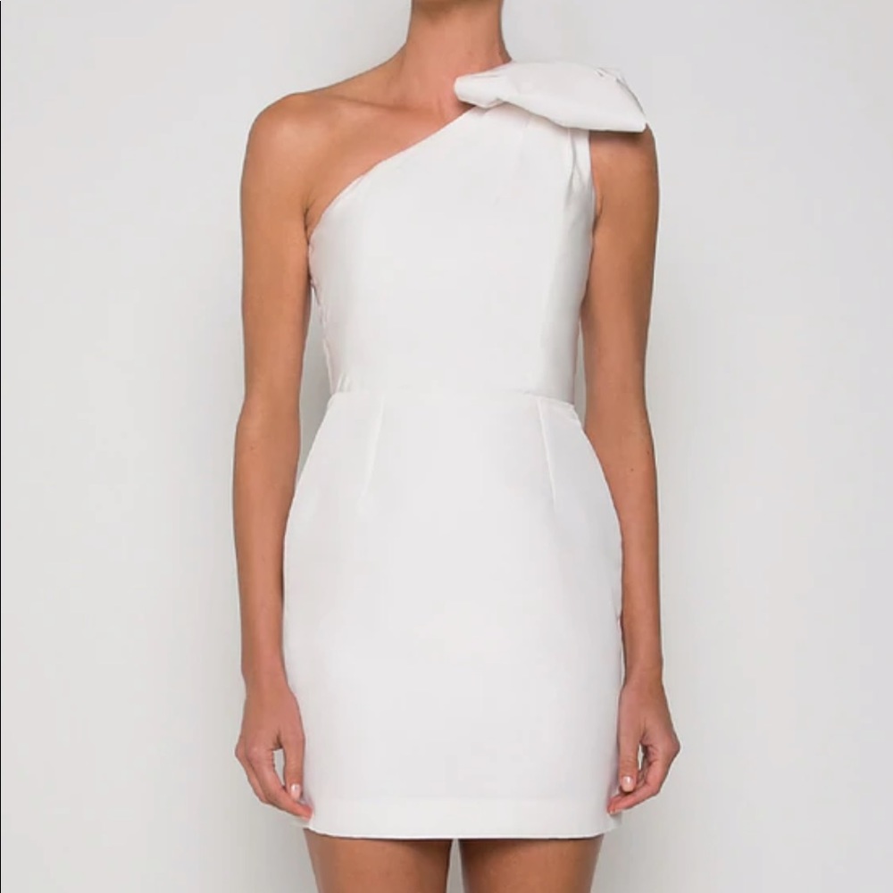 ISO ALEXIA MARIA DRESS size smAll